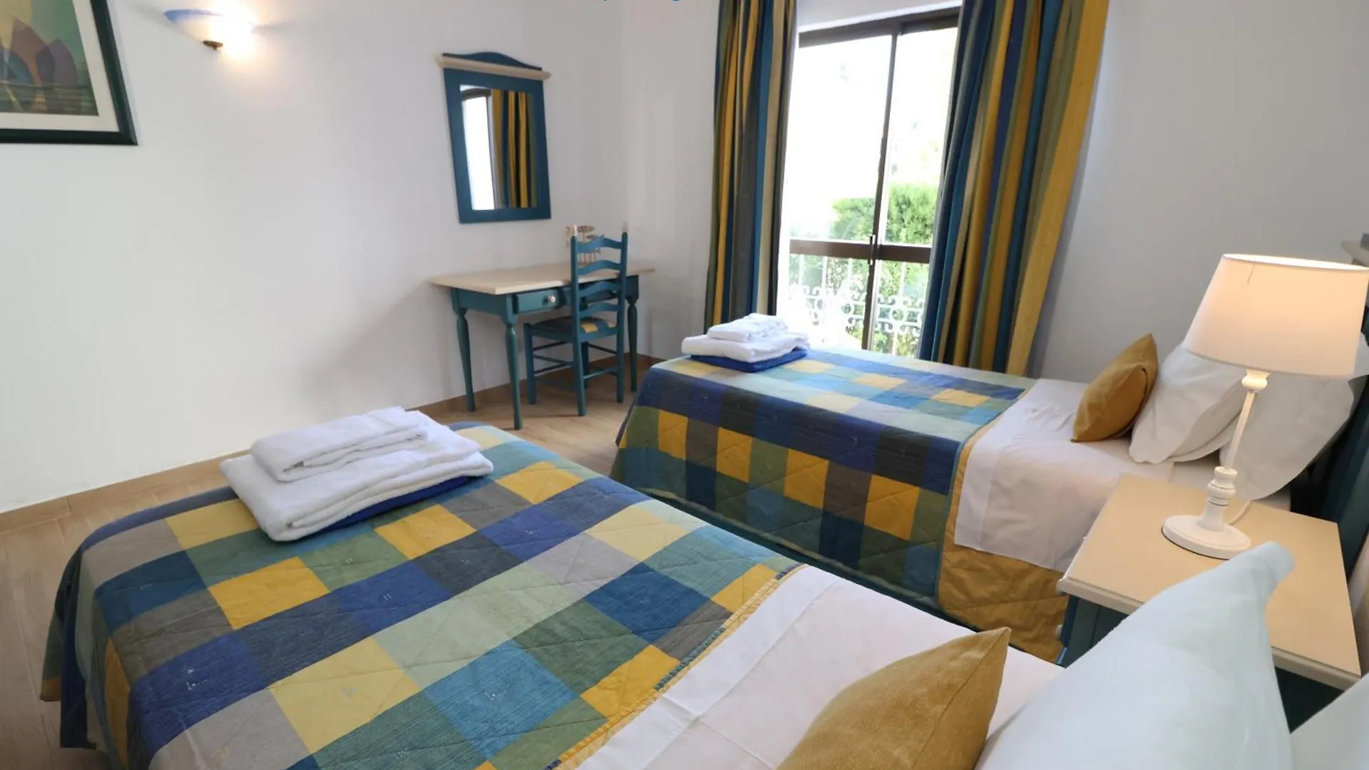 Apartamentos São Rafael - Albufeira, Algarve  Albufeira